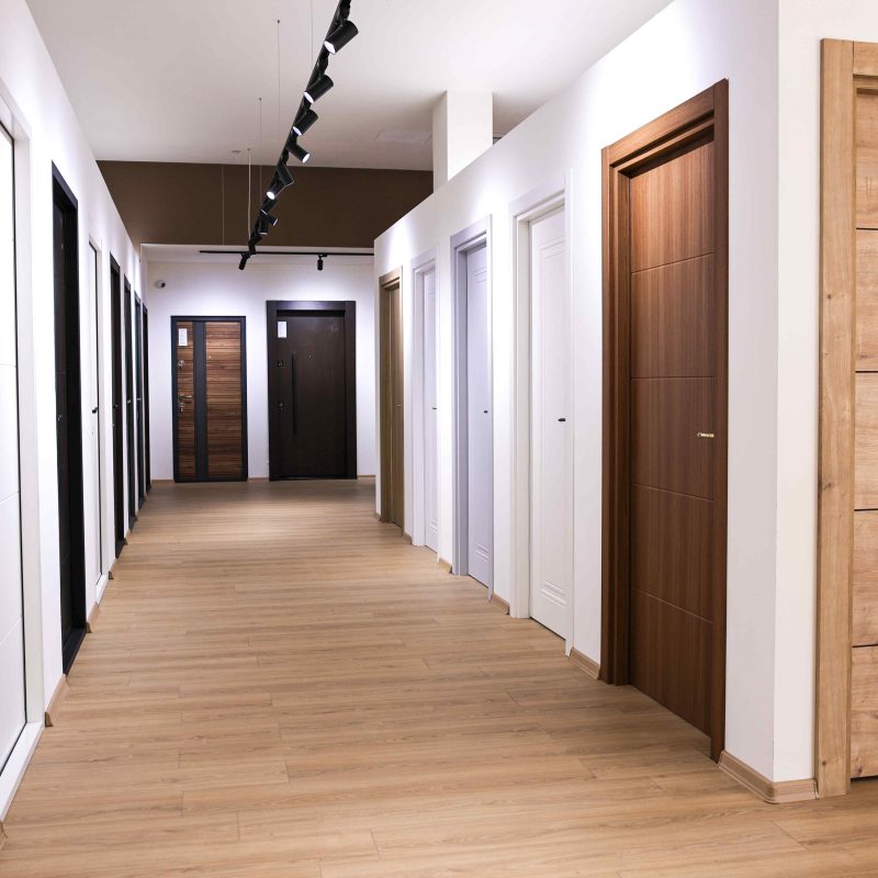 Kako izabrati najbolja sobna vrata za stan - 7 kriterijuma koji utiču na trajnost i izgled