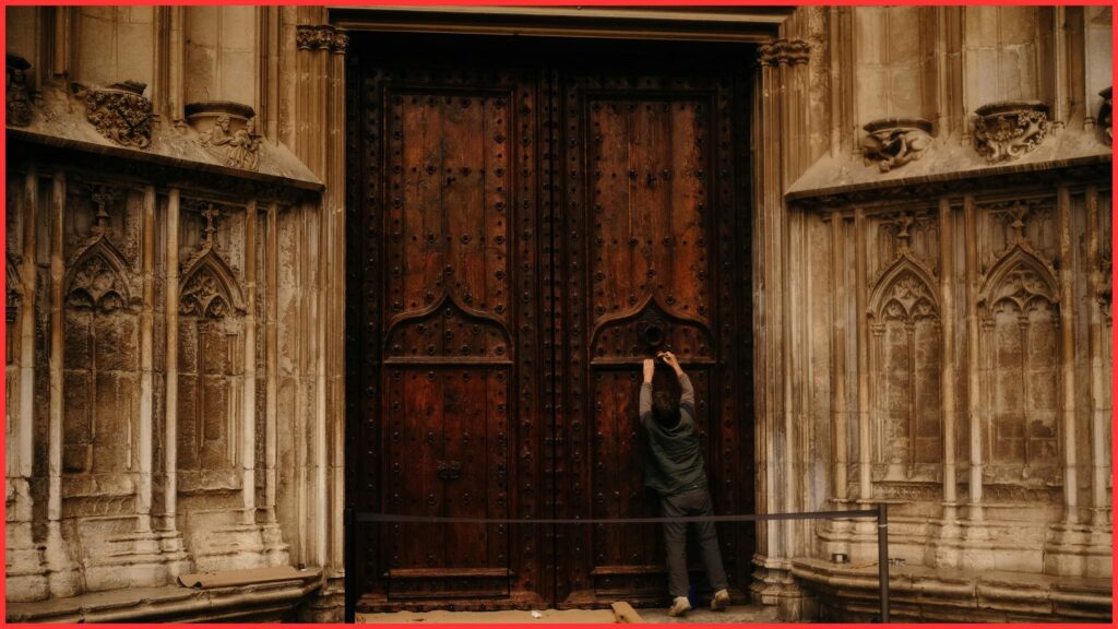 Istorija ulaznih vrata – od kamenih ploča do pametnih sistema